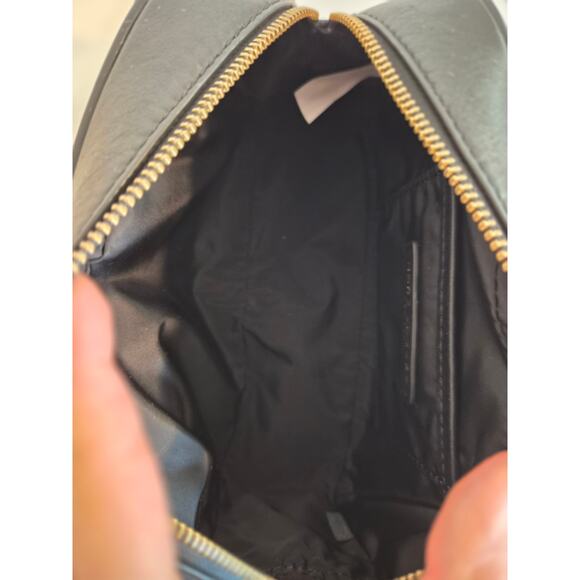 Marc Jacobs Perfect Flash Leather Black and Gold Camera Bag - Picture 4 of 4